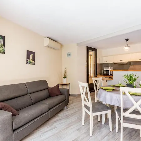 La Miougrano-2 By Interhome *